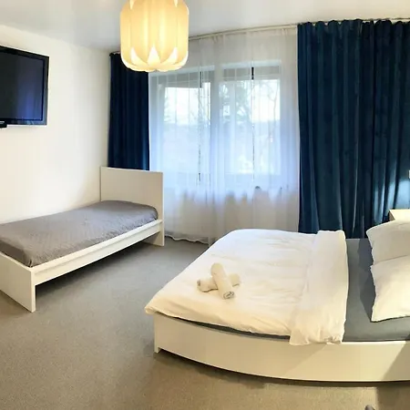 Vincentow Apartment *