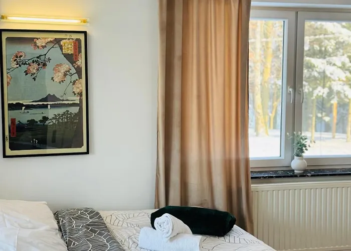 Vincentow Apartment *