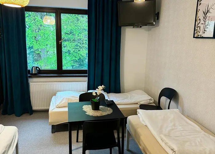 Vincentow Apartment *